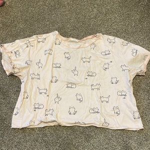 French Pastry, light pink cat, medium sized cropped t shirt